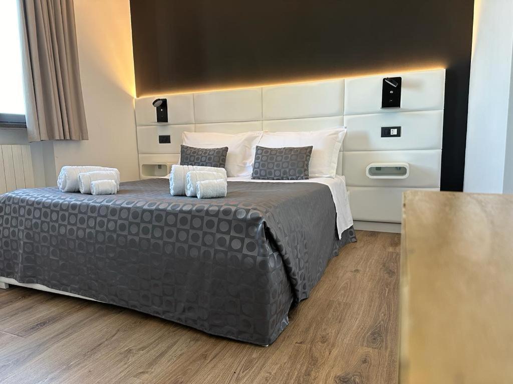 Ottomood B&B And Apartments Tremestieri Etneo Номер фото
