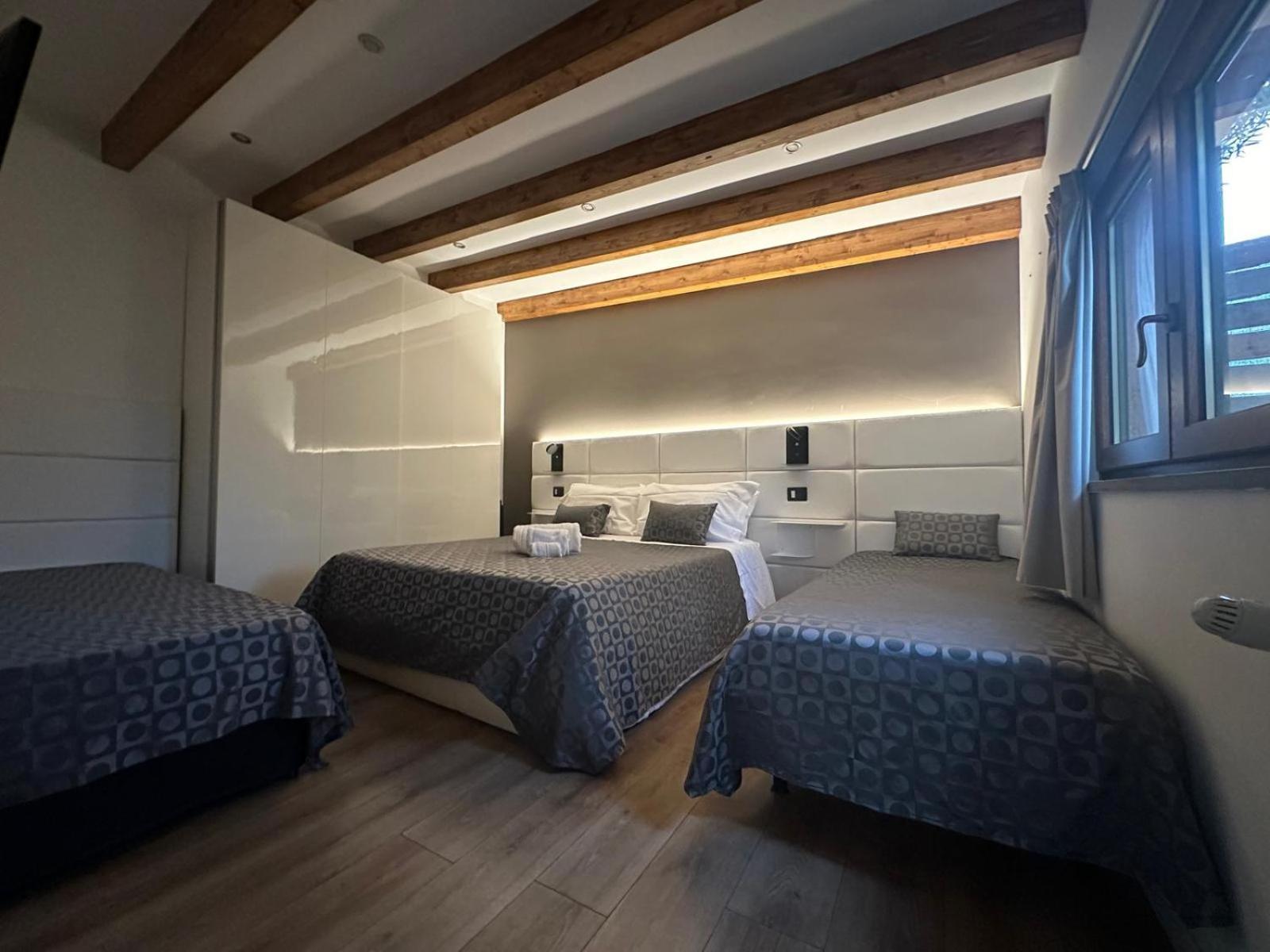 Ottomood B&B And Apartments Tremestieri Etneo Номер фото